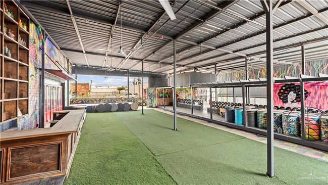 407 S 17 Th St, Home with 0 bedrooms, 0 bathrooms and 15 parking in McAllen TX | Image 4
