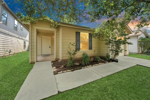 12047 Madison Oak St, Houston, TX, 77038-2690 | Card Image
