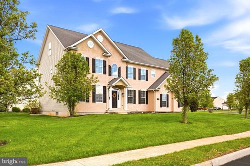 100 Lilac Ln, GILBERTSVILLE, PA, 19525-8110 | Card Image
