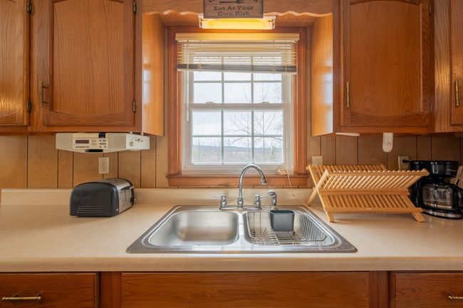 913 Kanawha Ridge Rd, House other with 3 bedrooms, 2 bathrooms and null parking in Dugspur VA | Image 12