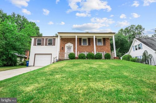 253 Evergreen Dr, Willingboro, NJ, 08046-2340 | Card Image