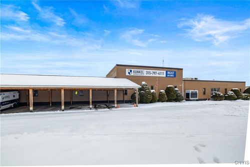 410 Catherine St, Utica, NY, 13501-1211 | Card Image