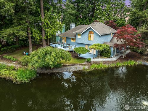 11423 Ne 104th St, Kirkland, WA, 98033-5011 | Card Image