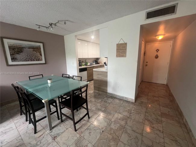 303 - 2350 Ne 135th St, Condo with 2 bedrooms, 2 bathrooms and null parking in North Miami FL | Image 25