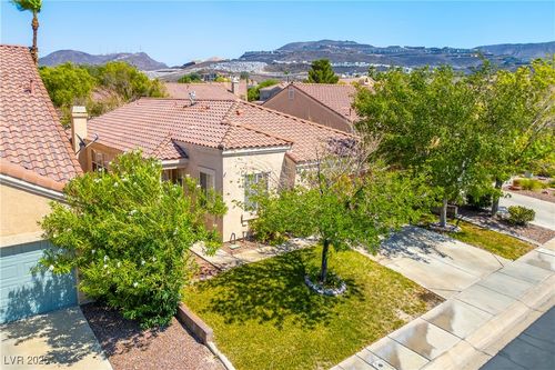 268 Casa Robles St, Henderson, NV, 89012-4827 | Card Image