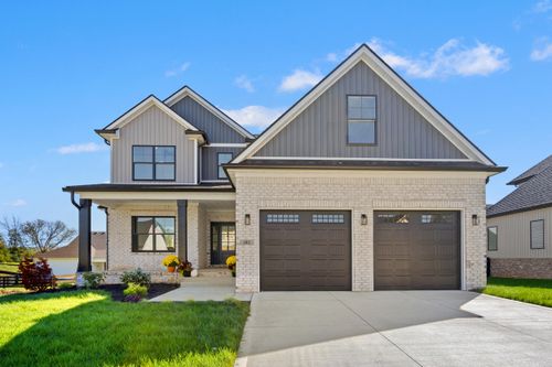 105 Peoples Mdw, Nicholasville, KY, 40356-8900 | Card Image