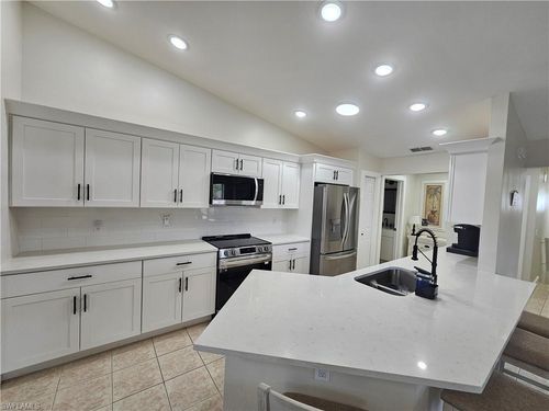 apt-2-19942 Lake Vista Cir N, LEHIGH ACRES, FL, 33936-7641 | Card Image