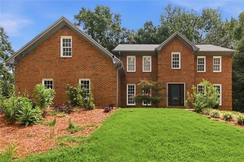 24 Planters Dr Sw, Lilburn, GA, 30047-5186 | Card Image