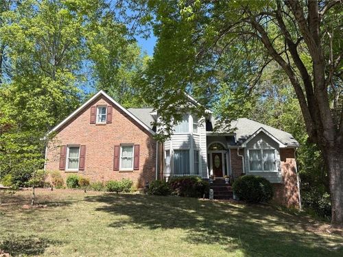 9440 Logan Ln, Douglasville, GA, 30135-1792 | Card Image