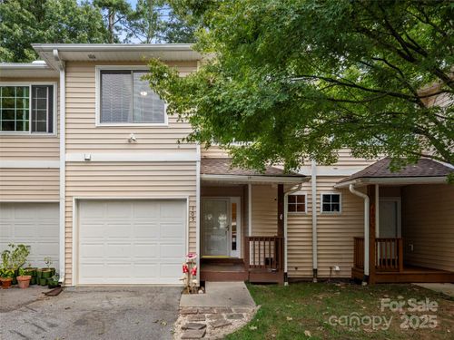 105 Farm Ln, Mills River, NC, 28759-4643 | Card Image