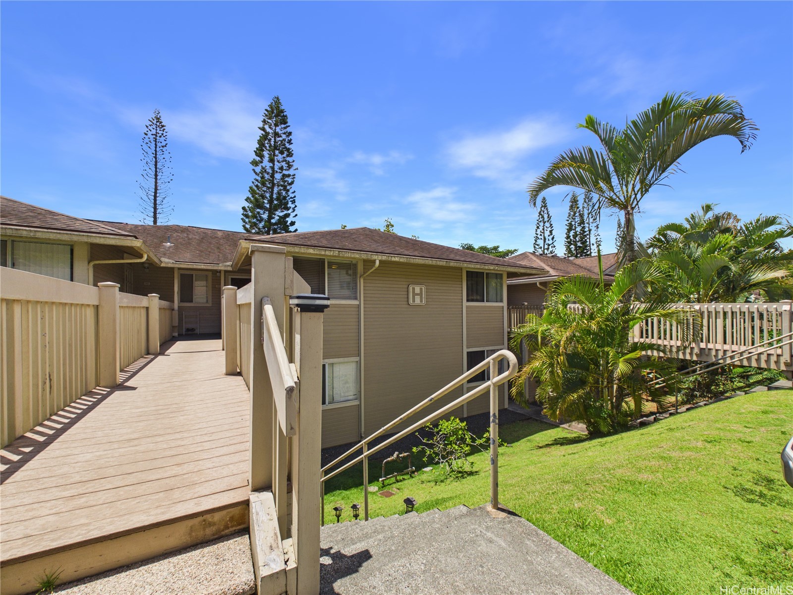 Residential in Mililani 3
