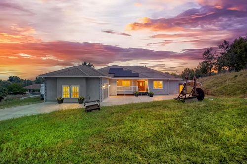 6554 Usher Dr, Valley Springs, CA, 95252-9411 | Card Image