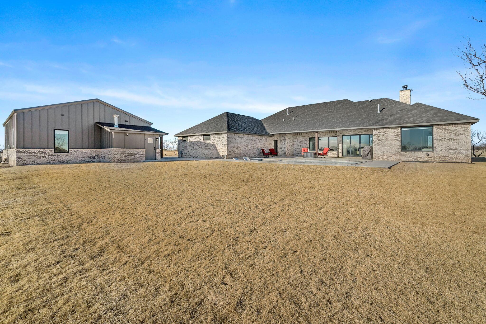 Residential in Canyon