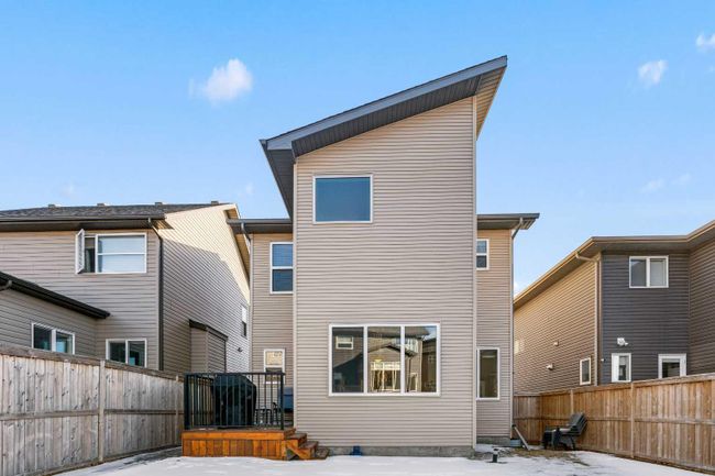 14 Walden Grove Se, Home with 3 bedrooms, 2 bathrooms and 4 parking in Calgary AB | Image 37