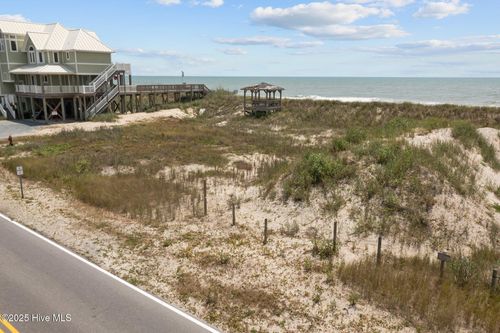 508 New River Inlet Rd, N Topsail Beach, NC, 28460-9238 | Card Image