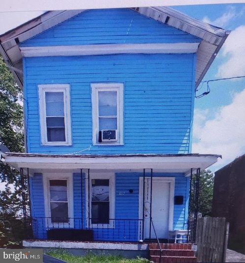 1017 44th St Ne, WASHINGTON, DC, 20019-3827 | Card Image