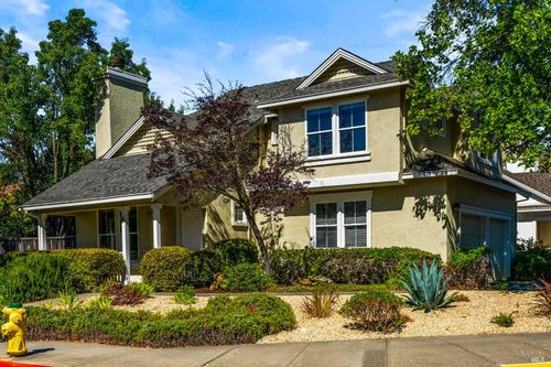 900 Chiles Ave, Saint Helena, CA, 94574-9515 | Card Image