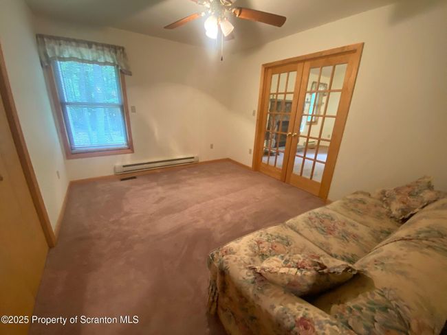 Living Room | Image 11