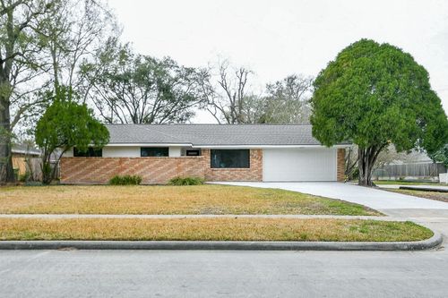 10902 Chimney Rock Rd, Houston, TX, 77096 | Card Image