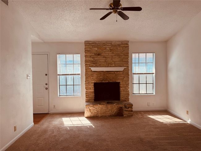 1917 Margalene Way, Home with 3 bedrooms, 2 bathrooms and 2 parking in Austin TX | Image 4