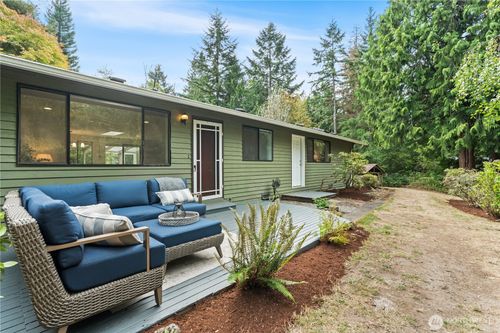 2706 155th St Nw, Gig Harbor, WA, 98332-9219 | Card Image