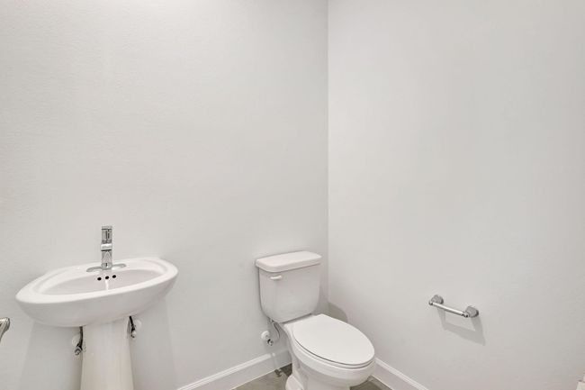 Bathroom #3 | Image 36