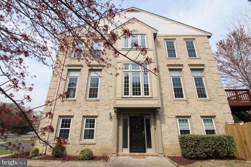 6423 Little Potters Ln, ALEXANDRIA, VA, 22310-2561 | Card Image