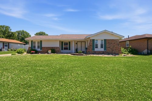 3232 Newell Dr, Granite City, IL, 62040-5159 | Card Image