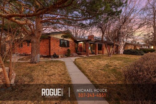 1625 Brookview Dr, Casper, WY, 82604-4894 | Card Image