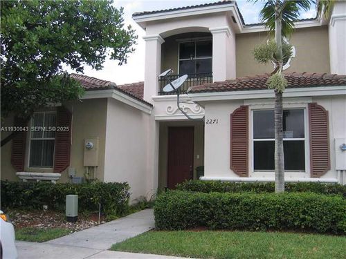 2271 Ne 42nd Cir, Homestead, FL, 33033-6604 | Card Image