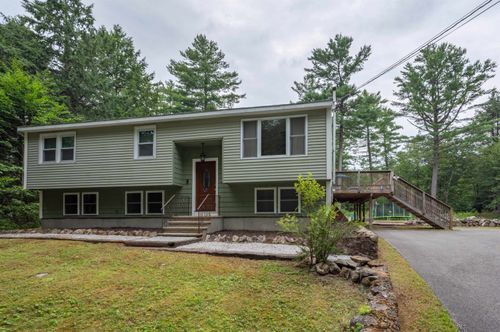 140 Robert Rogers Rd, Dunbarton, NH, 03046-4809 | Card Image