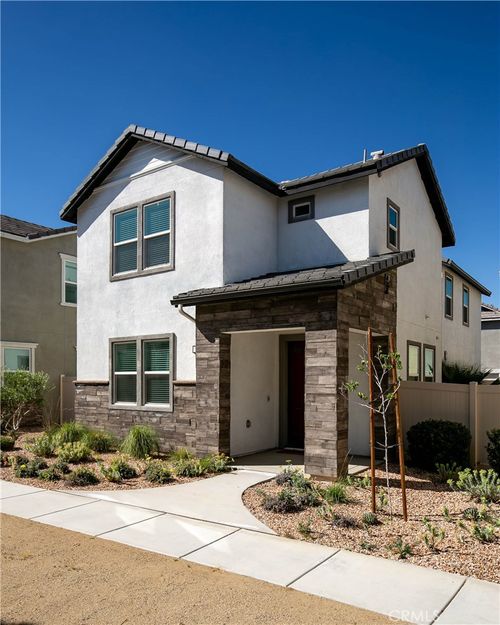 240 Natural Bridge Ln, Palmdale, CA, 93551-3670 | Card Image