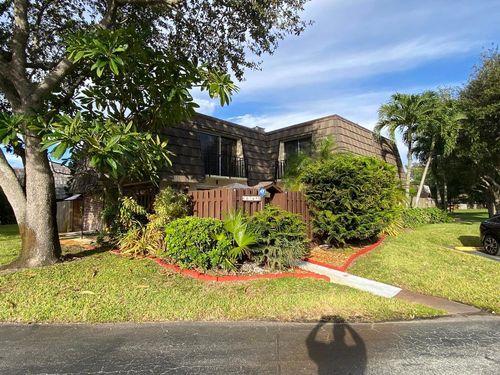 a-1674 Forest Lakes Circle, WEST PALM BEACH, FL, 33406 | Card Image
