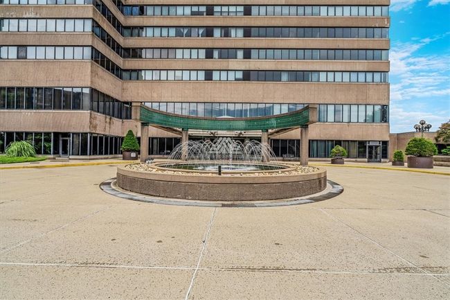 APT-780E - 1 Trimont Ln, Condo with 3 bedrooms, 3 bathrooms and 2 parking in Mt Washington PA | Image 49