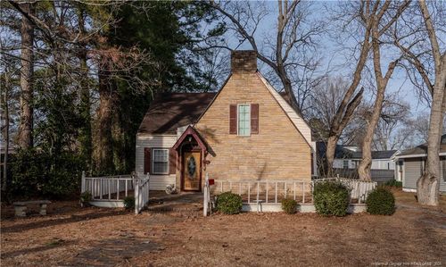304 W Church St, Benson, NC, 27504-1334 | Card Image