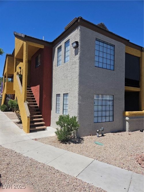 1133-2700 Rainbow Wall St, Las Vegas, NV, 89135 | Card Image