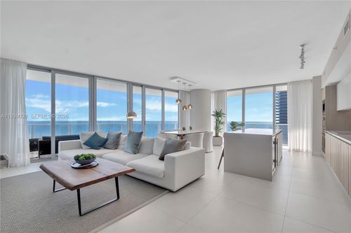 3601-4111 S Ocean Dr, Hollywood, FL, 33019-3059 | Card Image