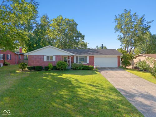 4211 31st St, Columbus, IN, 47203-2751 | Card Image