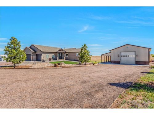6748 Black Forest Dr, Elizabeth, CO, 80107-7009 | Card Image