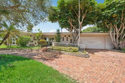 2811 Ne 53rd Ct, House other with 3 bedrooms, 3 bathrooms and null parking in Lighthouse Point FL | Image 1