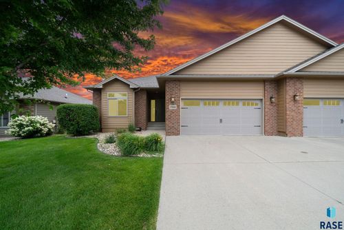 7550 S Grand Arbor Pl Place, Sioux Falls, SD, 57108 | Card Image