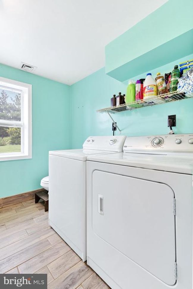602 Greenview Dr, House other with 4 bedrooms, 2 bathrooms and null parking in Denver PA | Image 24