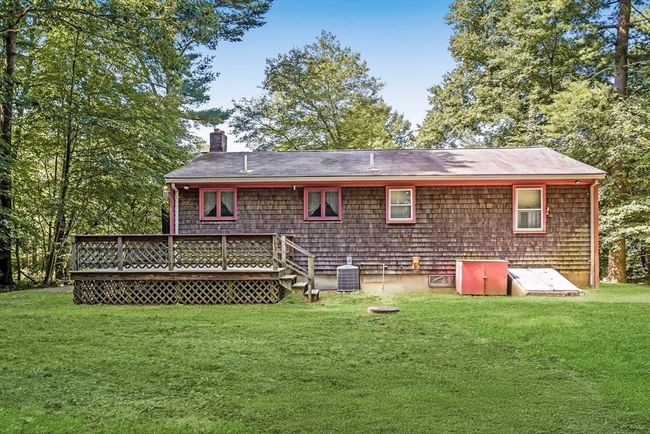 6 Simmons St, House other with 3 bedrooms, 1 bathrooms and 8 parking in Assonet MA | Image 27