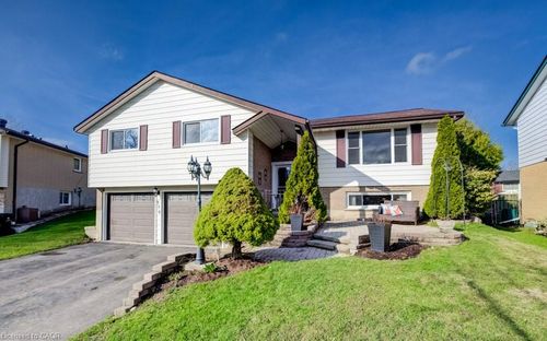 330 Daleview Pl, Waterloo, ON, N2L5M5 | Card Image