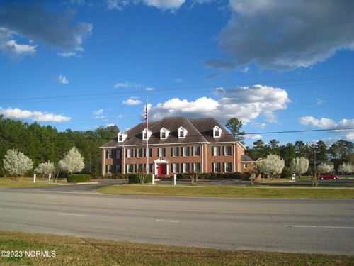 26-3466 Henderson Dr, Jacksonville, NC, 28546-5232 | Card Image