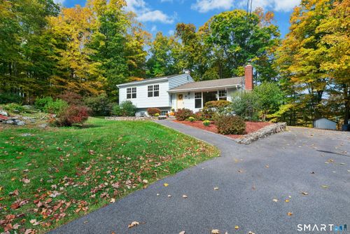 35 Aspen Ledges Rd, Ridgefield, CT, 06877-1801 | Card Image