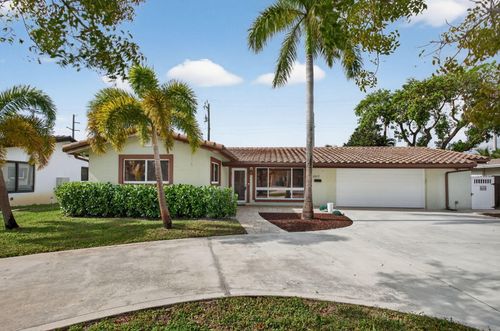 5511 Ne 18th Ter, Fort Lauderdale, FL, 33308-3102 | Card Image