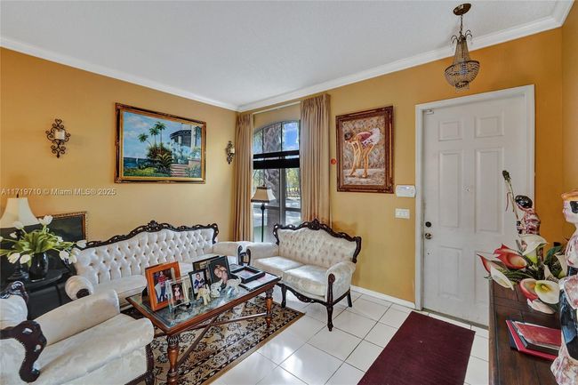5223 Sw 155 Th Way, House other with 3 bedrooms, 3 bathrooms and null parking in Miramar FL | Image 6
