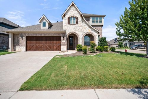 300 Ben Thomas St, Burleson, TX, 76028-7133 | Card Image