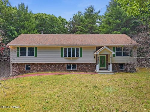 18 Holiday Drive, Hawley, PA, 18428 | Card Image